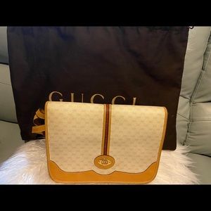 Authentic vintage GG Supreme..... I accept offers